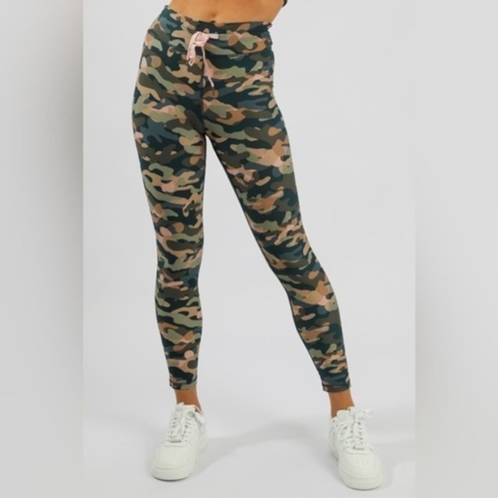 The Upside Himalaya Camo Print Midi‎ Drawstring Leggings Size 4 NWT